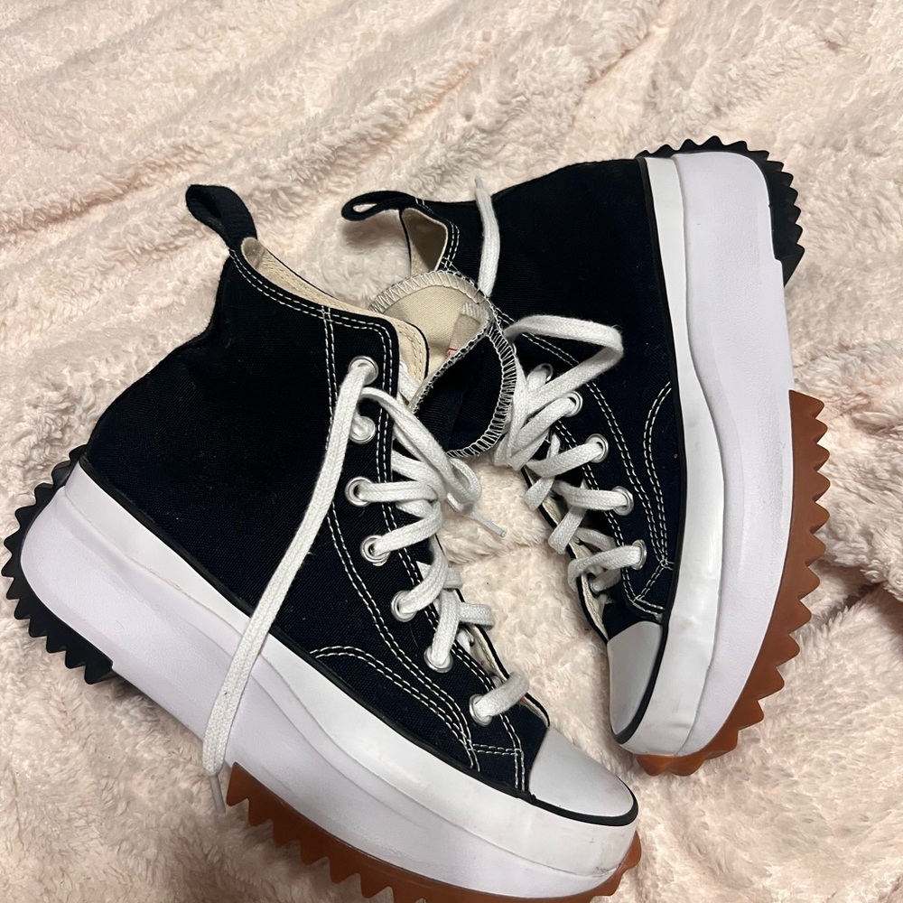 Converse Black and White High-Top Platform Sneakers Run Star Hike